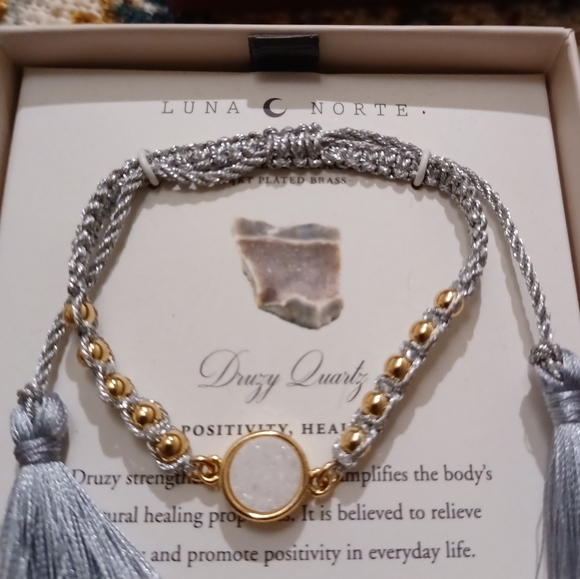 LUNA NORTE NATURAL DRUSY GEMSTONES W/ TASSELS ADJU - Picture 4 of 7